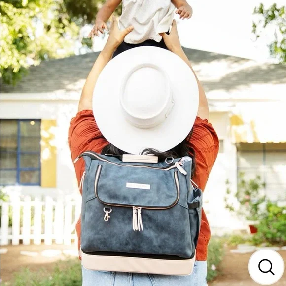 Petunia Pickle Bottom Pivot Pack in Indigo Blush - Picture 10 of 15